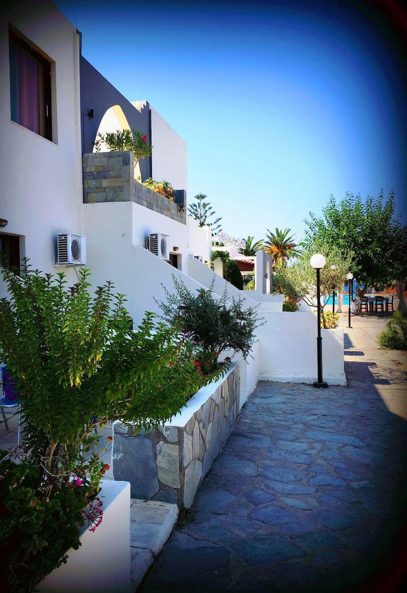 Hotel Amnissos Pigianos Kampos  Exterior foto